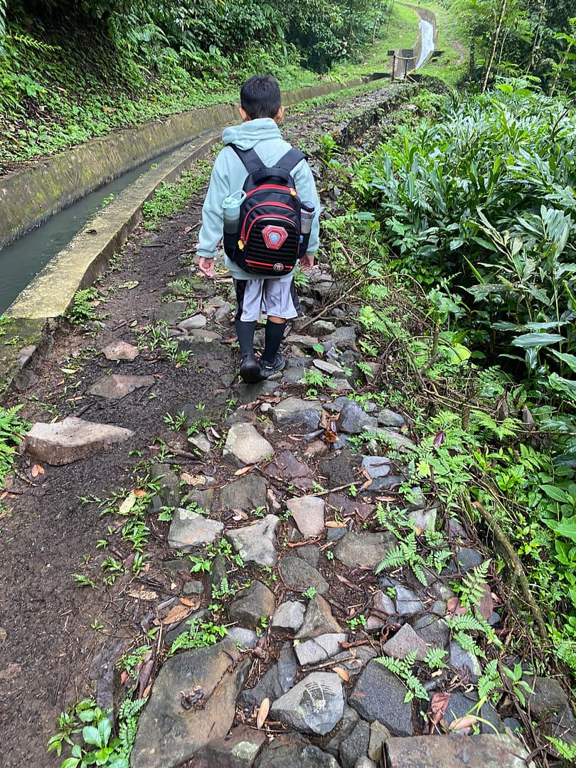 Rasakan Petualang ke Lereng Gunung Slamet Menuju Tebing Belerang Pancuran 7 (5)
